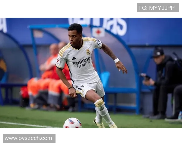 39岁足球明星依然闪耀赛场展现不凡实力与激情