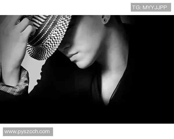 打造帅气足球明星壁纸的创意教程与技巧分享